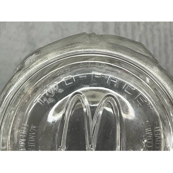 McDonalds VINTAGE 1995 Batman Forever Glass Mug Cup TWO-FACE - Picture 7 of 7